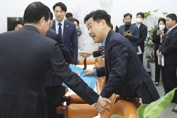 (전북일보) 대광법 통과 좌초 위기⋯‘힘 없는 전북’ 설움 폭발