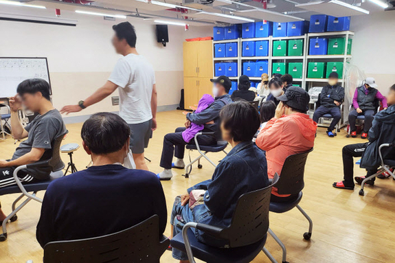 (경인일보) 잘못 쏜 '발사체 경보 문자'에 주민 일상 혼비백산