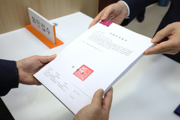 (대전일보) 오늘 국회 본회의서 이재명 체포동의안·한덕수 해임안 보고