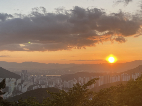 만덕고개 전망대에서 바라본 낙동강 노을. 박정화 사진가 제공