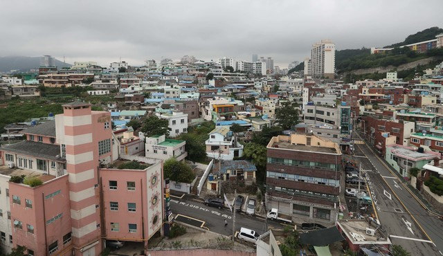 부산 남구 우암1구역. 부산일보DB