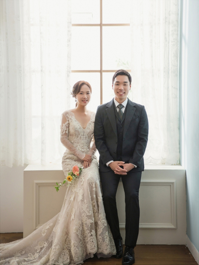 윤현우·김민지 결혼 9월 20일(일) 오후 2시 수성호텔 피오니홀