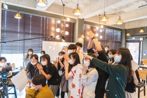 지난 21일 트멍에서 청소년 문화예술캠프가 열렸다.