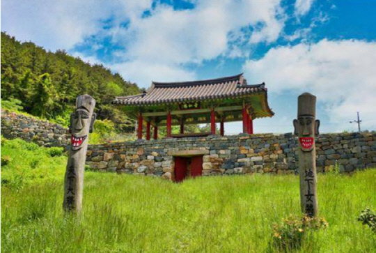 사적 제560호 태안 안흥진성. 사진=문화재청 제공