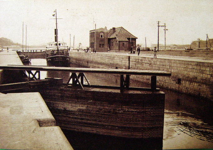 1918년 완공된 인천항 갑문 제1선거(dock). /경인일보DB