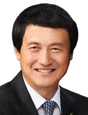 김희수 위원장