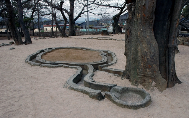 문화재 지정번호 제한으로 올해부터 사적 제1호 포석정도 사적 포석정이 된다. 부산일보DB