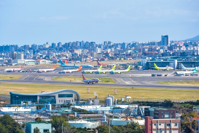 사진은 제주국제공항 전경.
