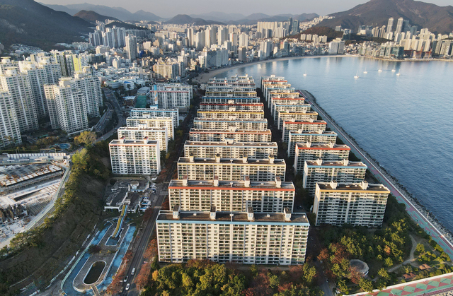 사진은 부산 수영구 남천 삼익아파트. 부산일보DB