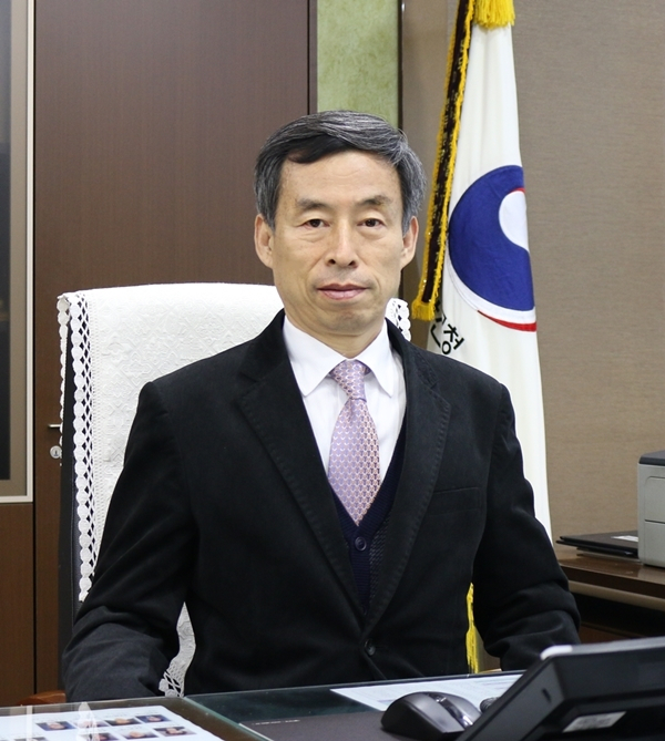 윤주봉 부산병무청장.