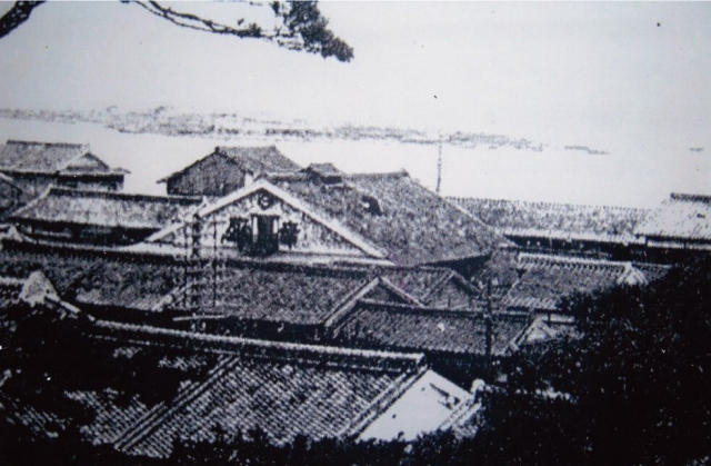 한국 최초의 근대식 극장 ‘행좌’의 1910년 경 모습. 부산 중구 남포동 2가 14번지 옛 향촌다방 부지에 있었다는 사실을 밝혀냈다. 부산대 영화연구소 제공