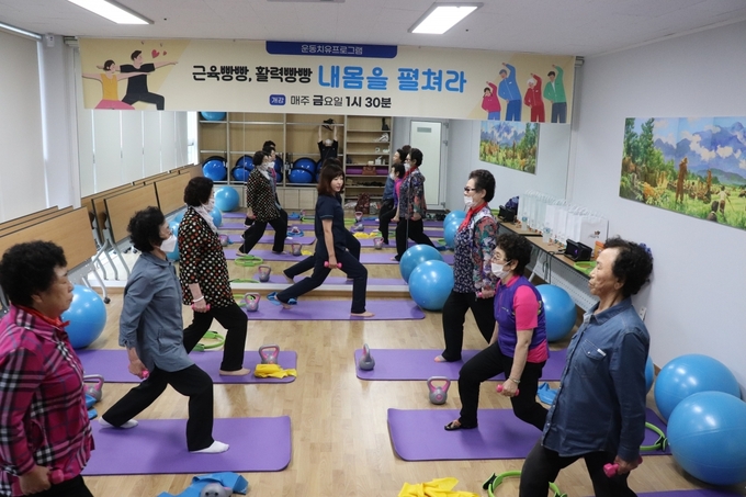 4.3트라우마센터 신체치유 프로그램 운영 모습.