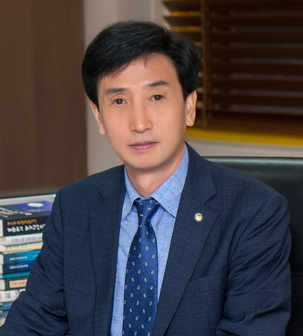 심광보 경남교총회장