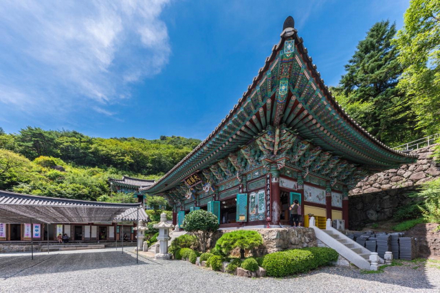 허황옥을 따라 가야로 온 장유화상이 창건한 사찰로 전해지는 장유사./김해시/