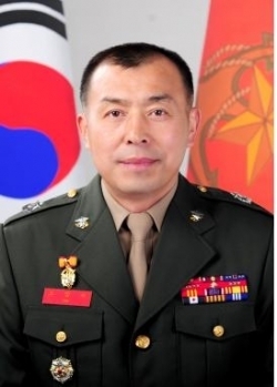 신임 조영수 국방전비태세검열단장