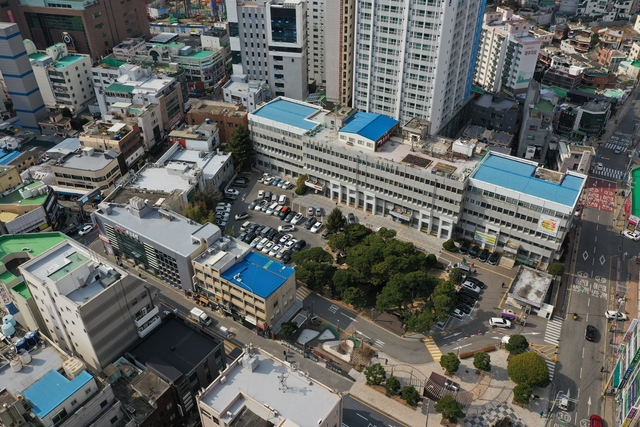 사진은 해운대구 중동 해운대구청 청사 전경. 김경현 기자 view@