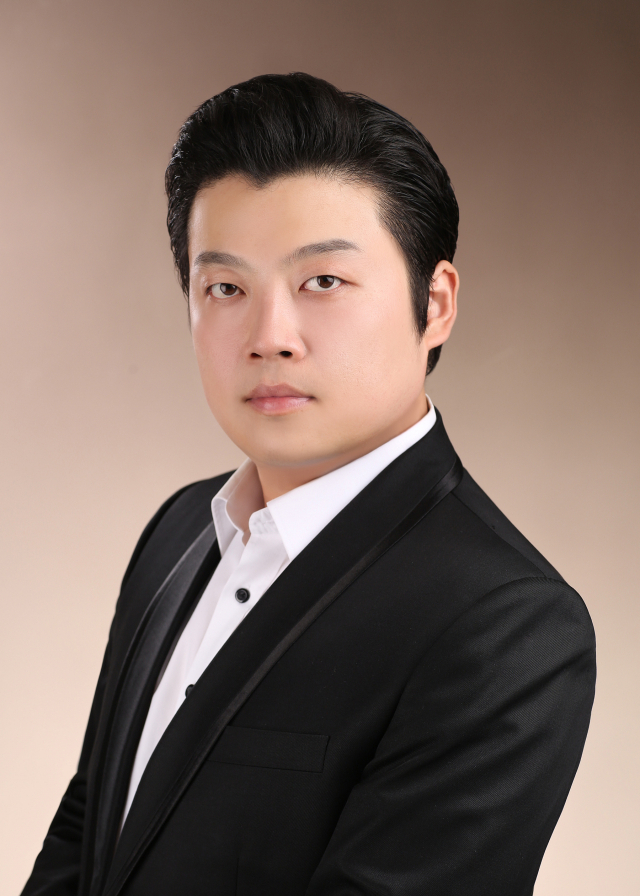 쟌니 스키키 역의 바리톤 나현규. 솔오페라단 제공