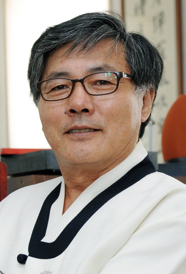 최명환 서예가
