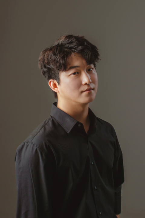 작곡 강한뫼