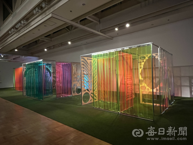 '바디 아티비티(Bodily ARTivity)'展에 전시되고 있는 스튜디오 1750의 작품 'Switch-전환장치'. 우양미술관 제공