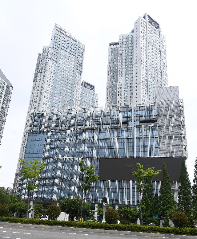 창원시 의창구 팔용동의 창원SM(문화복합)타운.