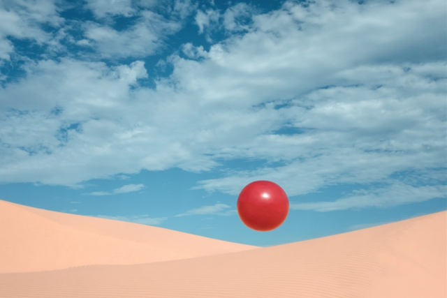 최상식, 신기루게임_Redball, 2020, 아카이벌 피그먼트 프린트, 101.6×152.3cm