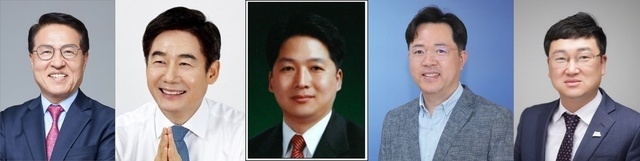 왼쪽부터 정운천, 이용호, 이재성, 최병관, 신원식