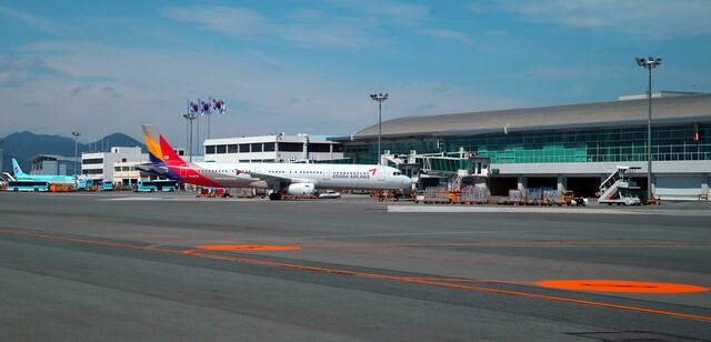 부산 김해국제공항 국제선 청사. 부산일보DB