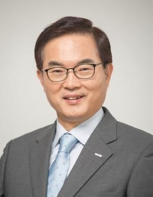 조용만 문화부 2차관