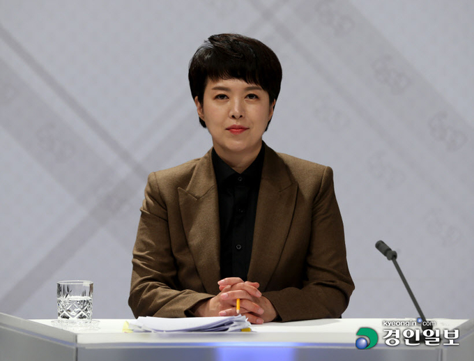 김은혜 국민의힘 경기도지사 후보가 서울 마포구 SBS 스튜디오에서 진행된 '경기도선거방송토론위원회 주관 제8회 전국동시지방선거 경기도지사 후보자 토론회'에 참석한 모습. 2022.5.23 /김은혜 후보 캠프 제공