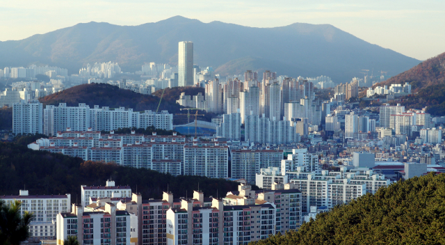 부산 남구 일대 아파트 단지.부산일보DB