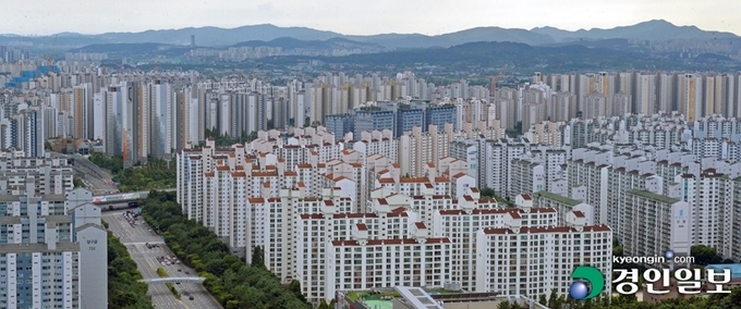 사진은 수원 영통지역 구축 아파트 밀집 단지. /경인일보DB