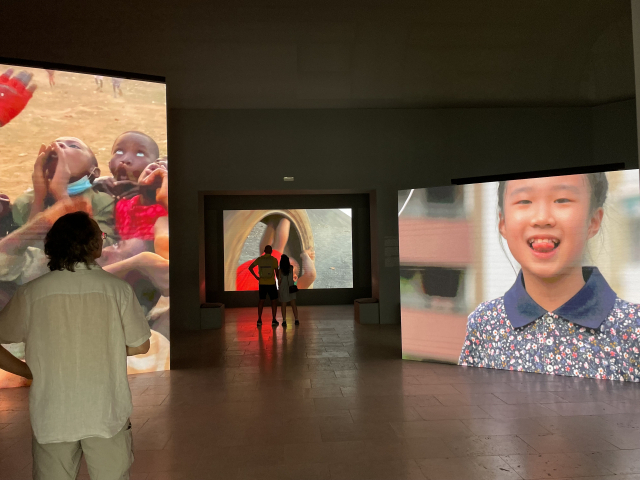 베니스 비엔날레 전시장 전경.