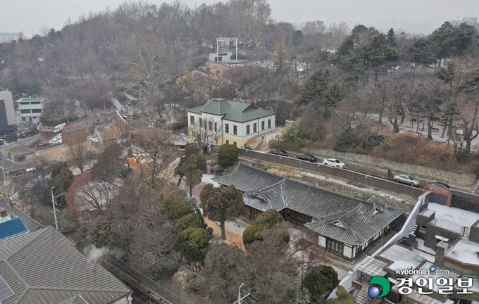 인천시에 따르면 중구 개항장 일대 관광콘텐츠 활성화 방안을 찾기 위해 연구용역을 추진할 계획이다. 사진은 인천시 중구 개항장에 위치한 '옛 시장관사' 모습. /경인일보DB