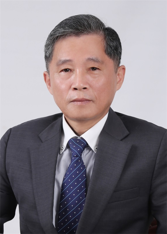 ◇제29회 김유정 기억하기 전국문예작품공모에서 대학·일반부 운문 부문 대상을 받은 이종현씨.