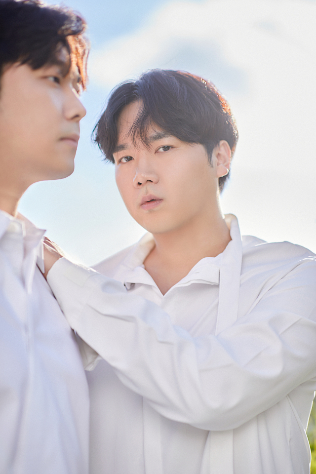 국악인 고영열과 테너 존 노. 금정문화회관 제공