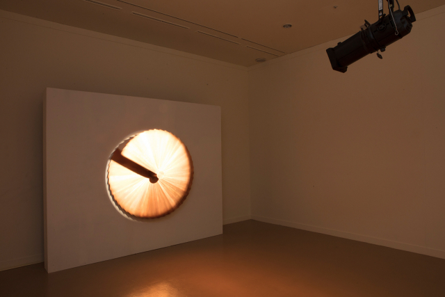 목진요 作 ‘Heavy Light on the Ceiling 2’