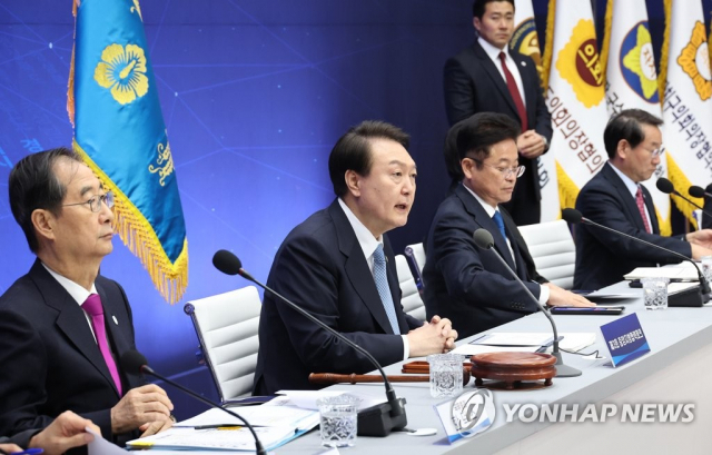 ◇윤석열 대통령이 10일 전북 전주시 전북도청에서 열린 제3회 중앙지방협력회의에서 발언하고 있다. 사진=연합뉴스