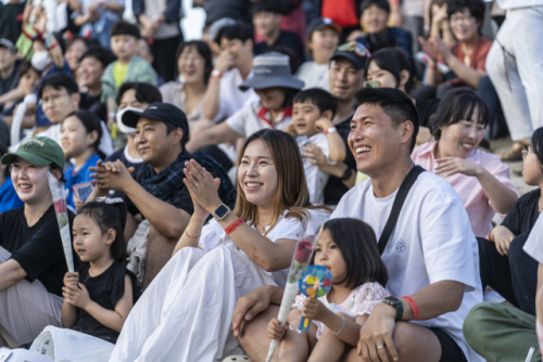 2023춘천마임축제가 4일 춘천 삼악산 케이블카 공영주차장에서 열린 '불의도시;도깨비난장'을 끝으로 8일간의 여정을 마무리지었다.