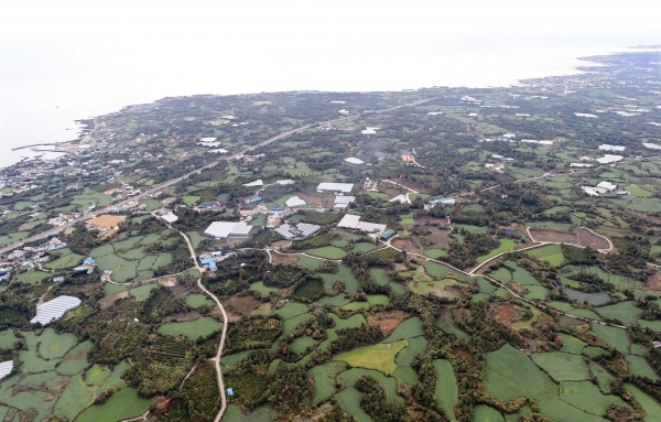 하늘에서 바라본 제주 제2공항 건설 예정지인 서귀포시 성산읍 일대 전경.