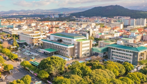 제주특별자치도청 전경.