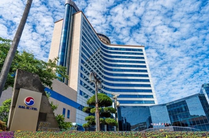 제주시 이도1동 소재 제주칼호텔 전경.