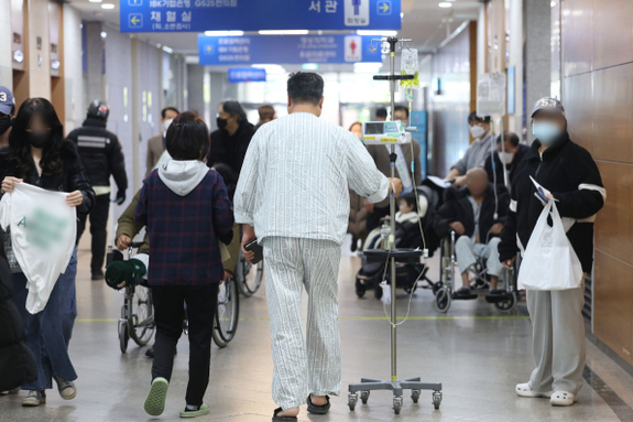 (부산일보) “그 병원 의사가 잘한대” 불안이 부추긴 서울행