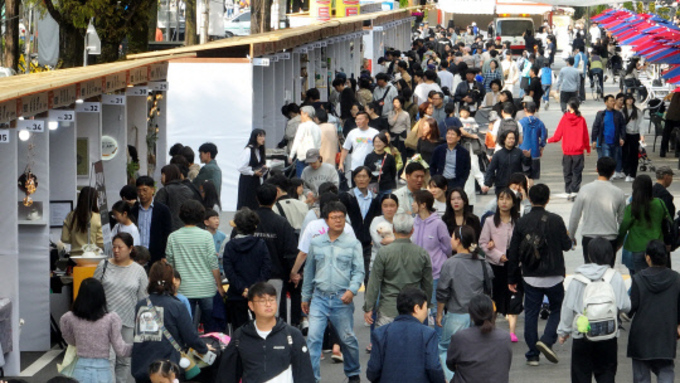 (대전일보) 2030 세대 미술 소비, 서울 넘어 대전으로 이어질까