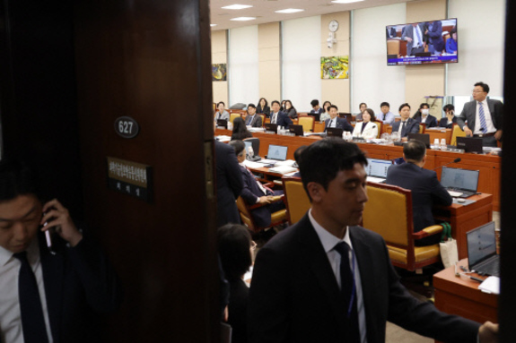 (대전일보) 국정감사 첫 주, 고성·욕설·파행·고발로 얼룩…이번 주 충청권 관심