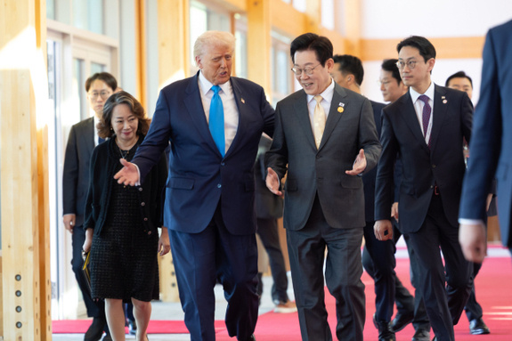 (경남신문) “한국 핵추진 잠수함, 한화 美 필리조선소서 건조”