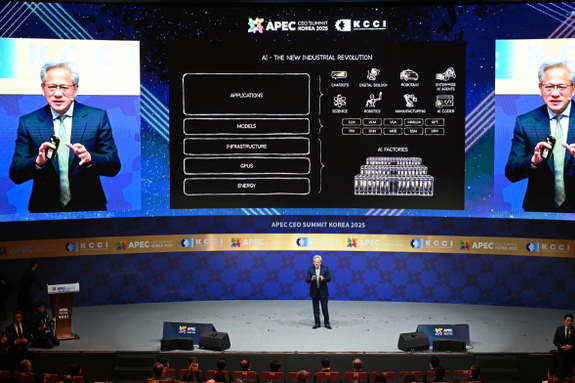 (부산일보) 젠슨 황과 트럼프 엔비디아 GPU 수출 놓고 갈등?