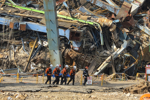 (부산일보) 울산화력발전소 붕괴, 사망자 3명으로 늘어…2명 ‘사망 추정’·2명 ‘실종’