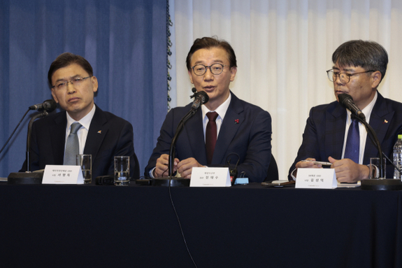 (부산일보) 해수부 이어 기업도 부산행… ‘신해양수도 부산’ 본격화