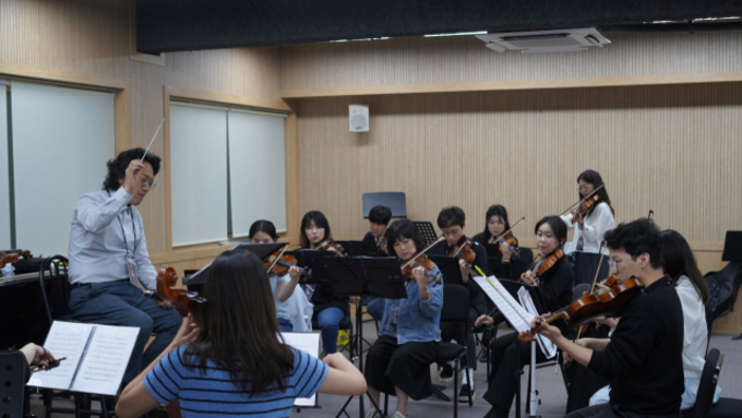 (경남신문) 창원시민오케스트라 ‘1기 창단 연주회’ 첫 결실